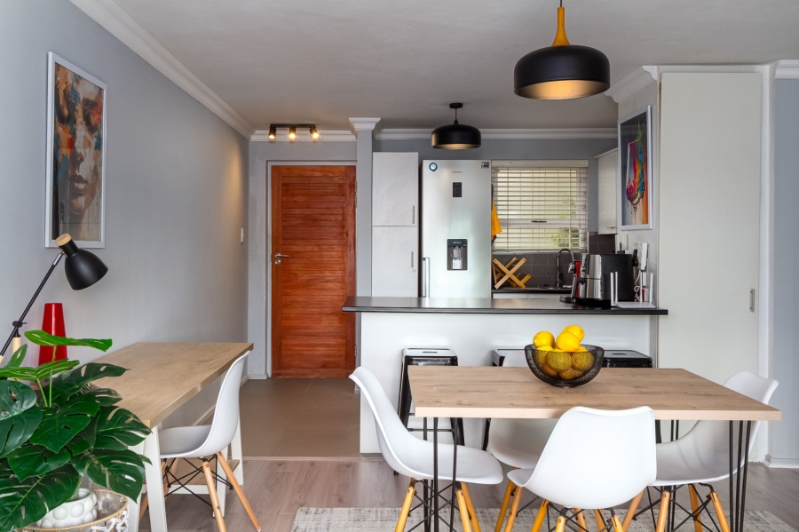 2 Bedroom Property for Sale in Green Point Western Cape